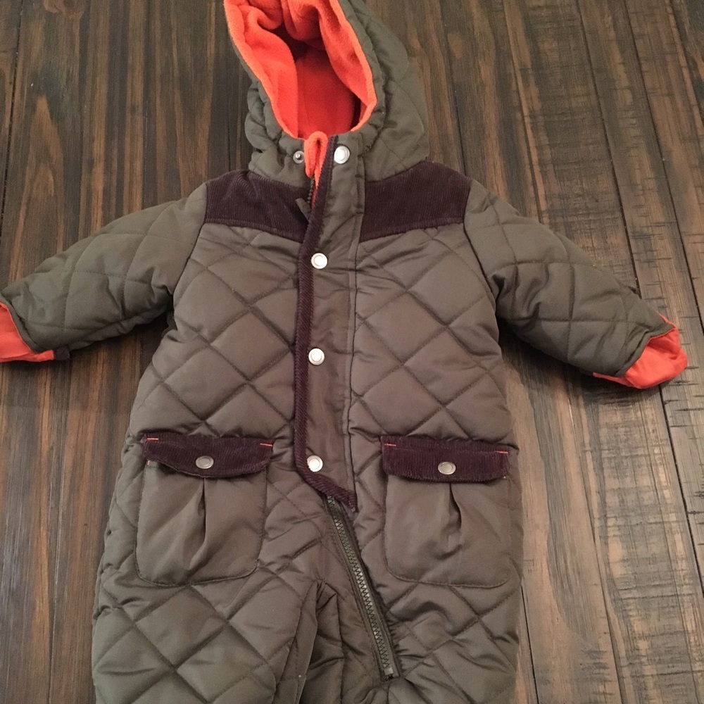 Snow suit